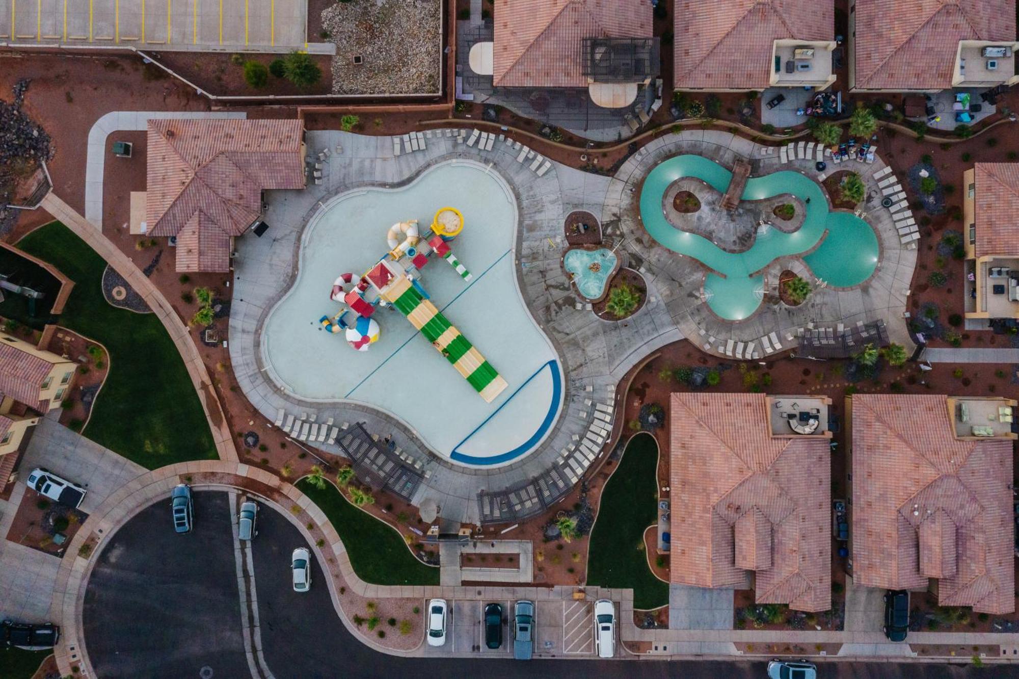 Pv 99 Private Hot Tub, Ping Pong Table, Xbox X Series And Resort Amenities Santa Clara Zewnętrze zdjęcie