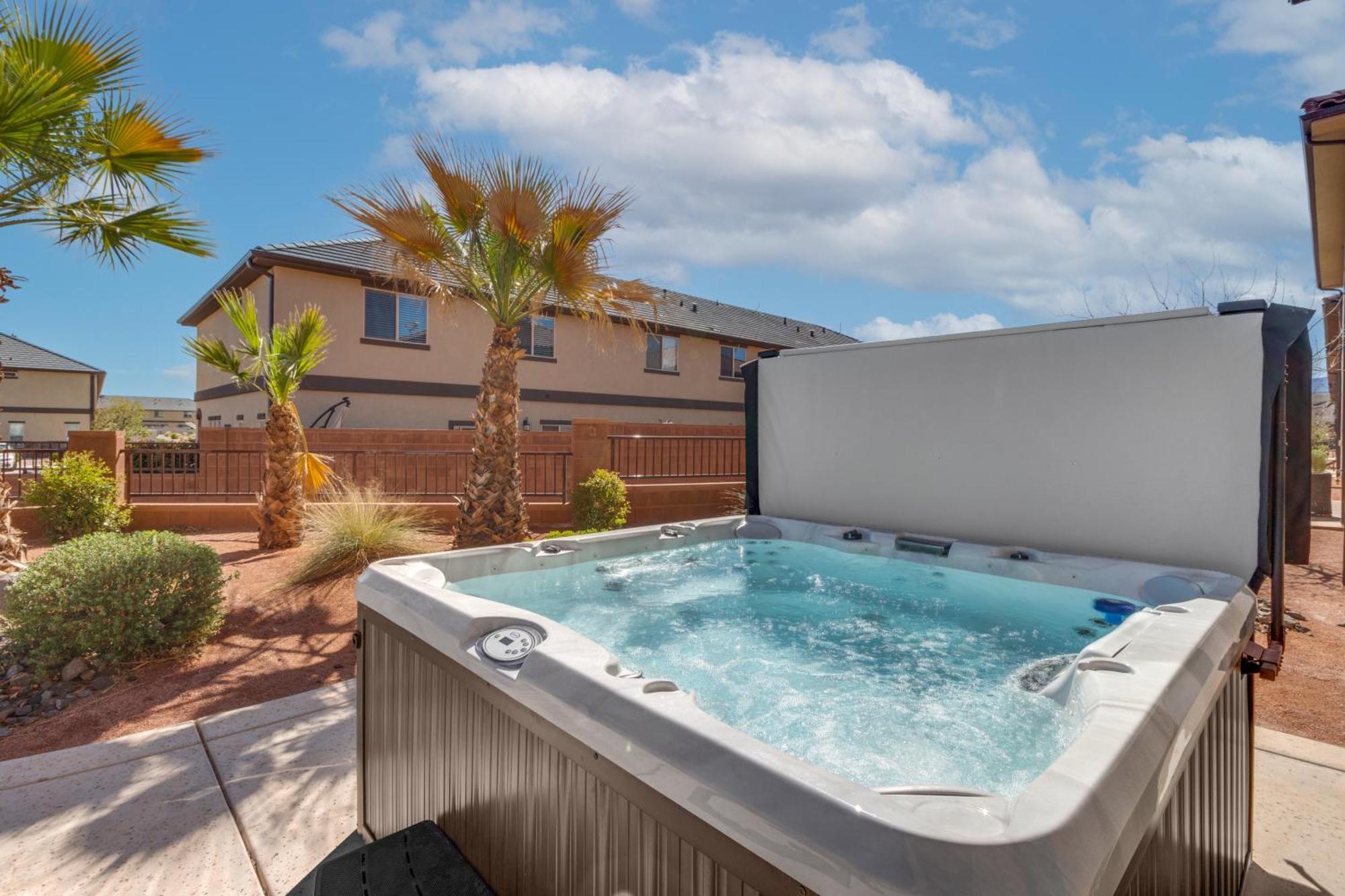 Pv 99 Private Hot Tub, Ping Pong Table, Xbox X Series And Resort Amenities Santa Clara Zewnętrze zdjęcie